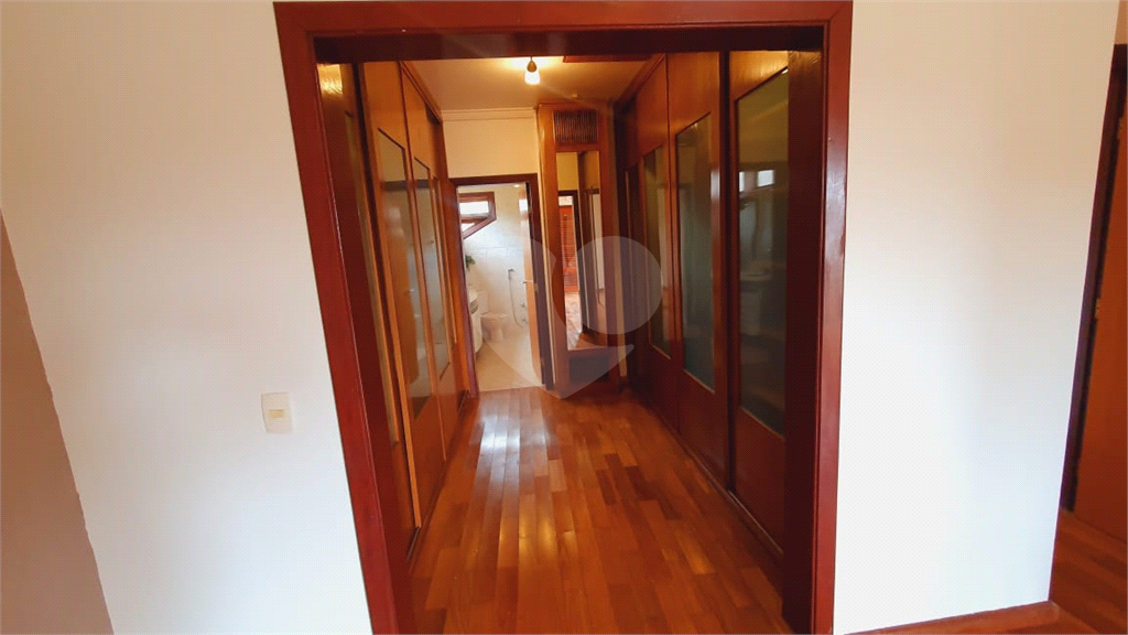 Sobrado à venda com 4 quartos, 386m² - Foto 46