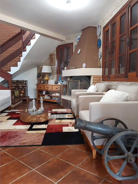 Casa à venda com 4 quartos, 224m² - Foto 5