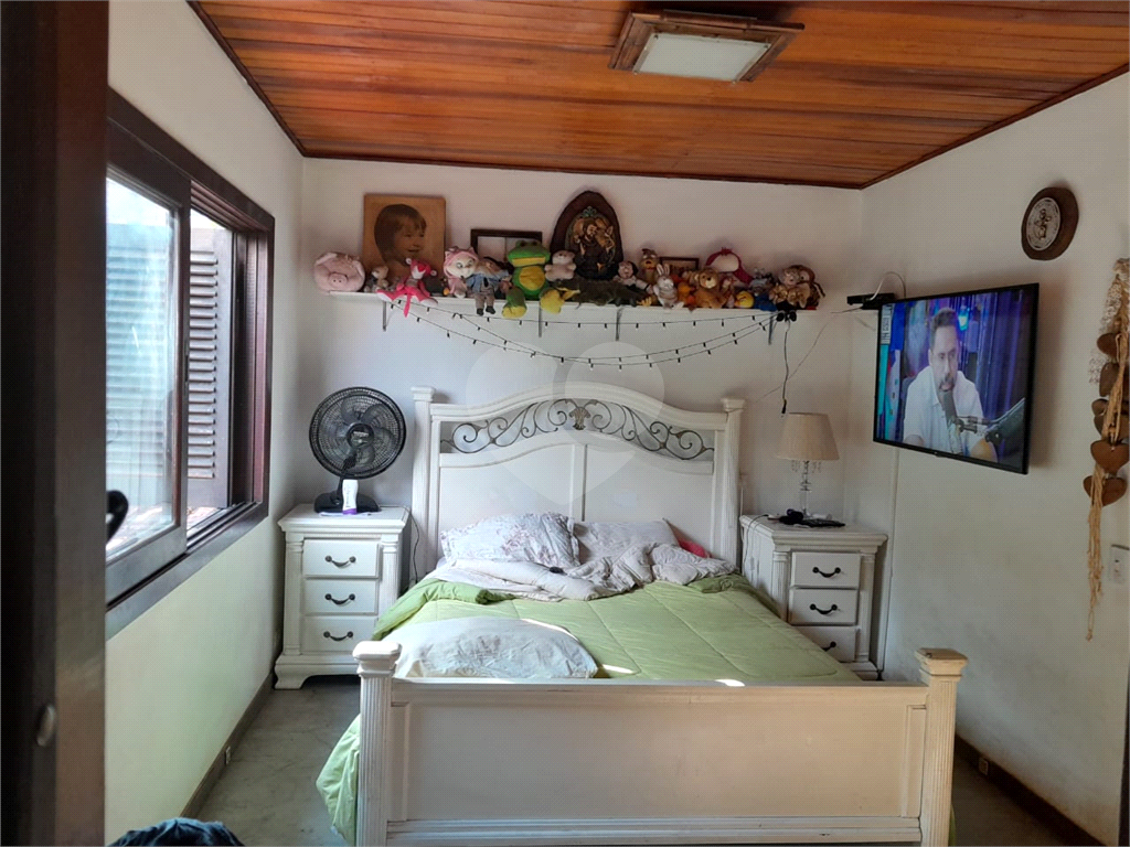 Vendo Casa no Butantã com 450 m2 Área construída e 75 m2 Total
