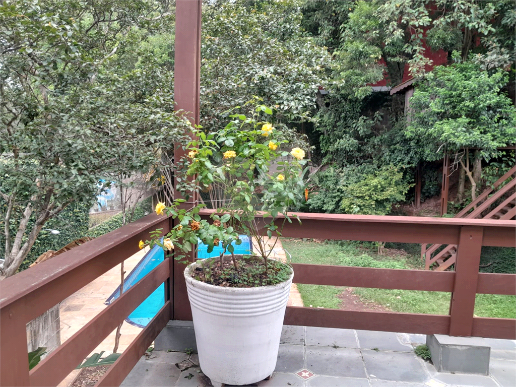 Vendo Casa no Butantã com 450 m2 Área construída e 75 m2 Total
