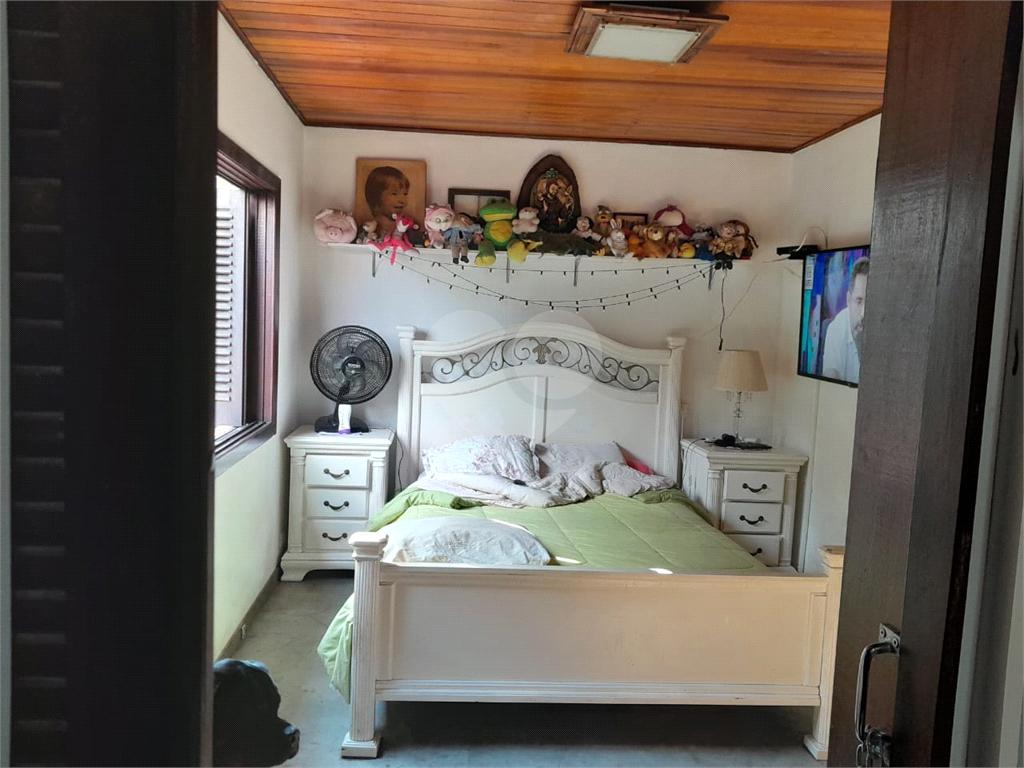 Vendo Casa no Butantã com 450 m2 Área construída e 75 m2 Total
