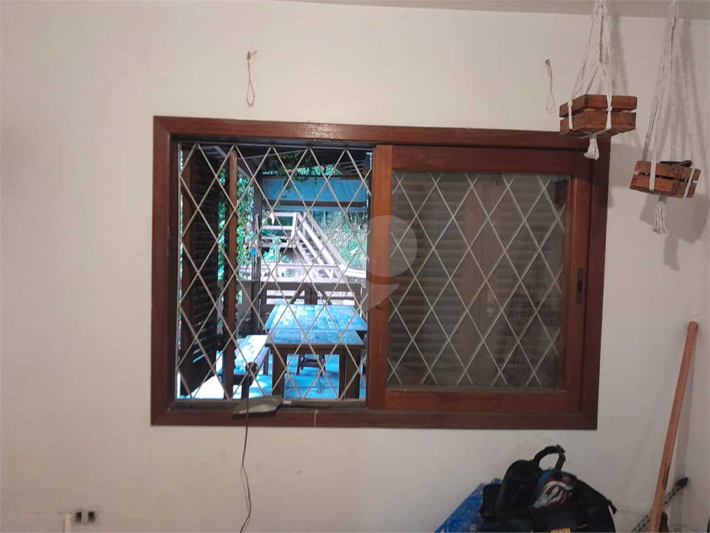 Vendo Casa no Butantã com 450 m2 Área construída e 75 m2 Total
