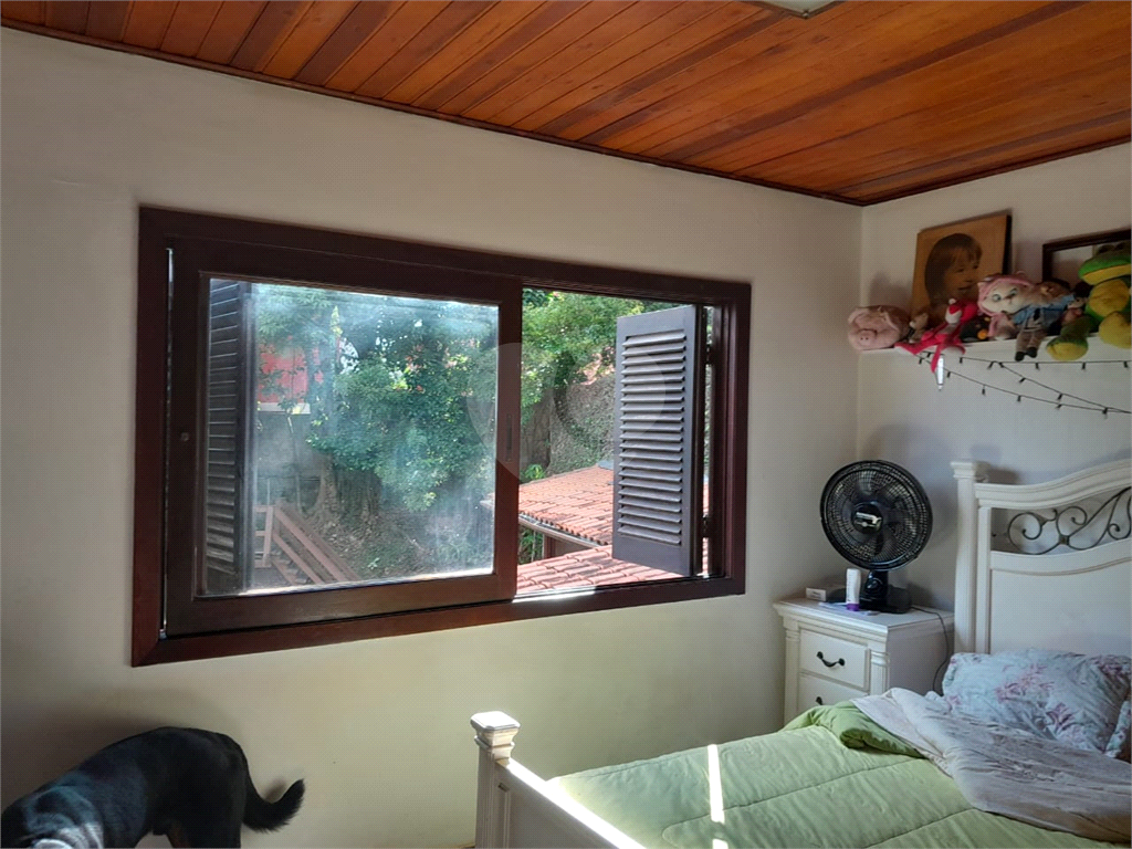 Vendo Casa no Butantã com 450 m2 Área construída e 75 m2 Total
