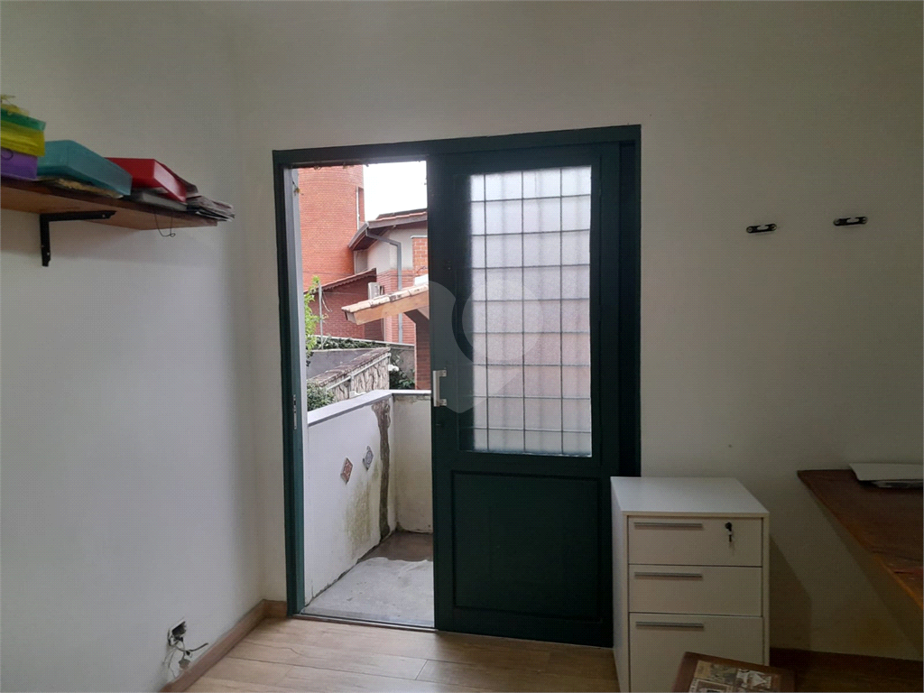 Vendo Casa no Butantã com 450 m2 Área construída e 75 m2 Total
