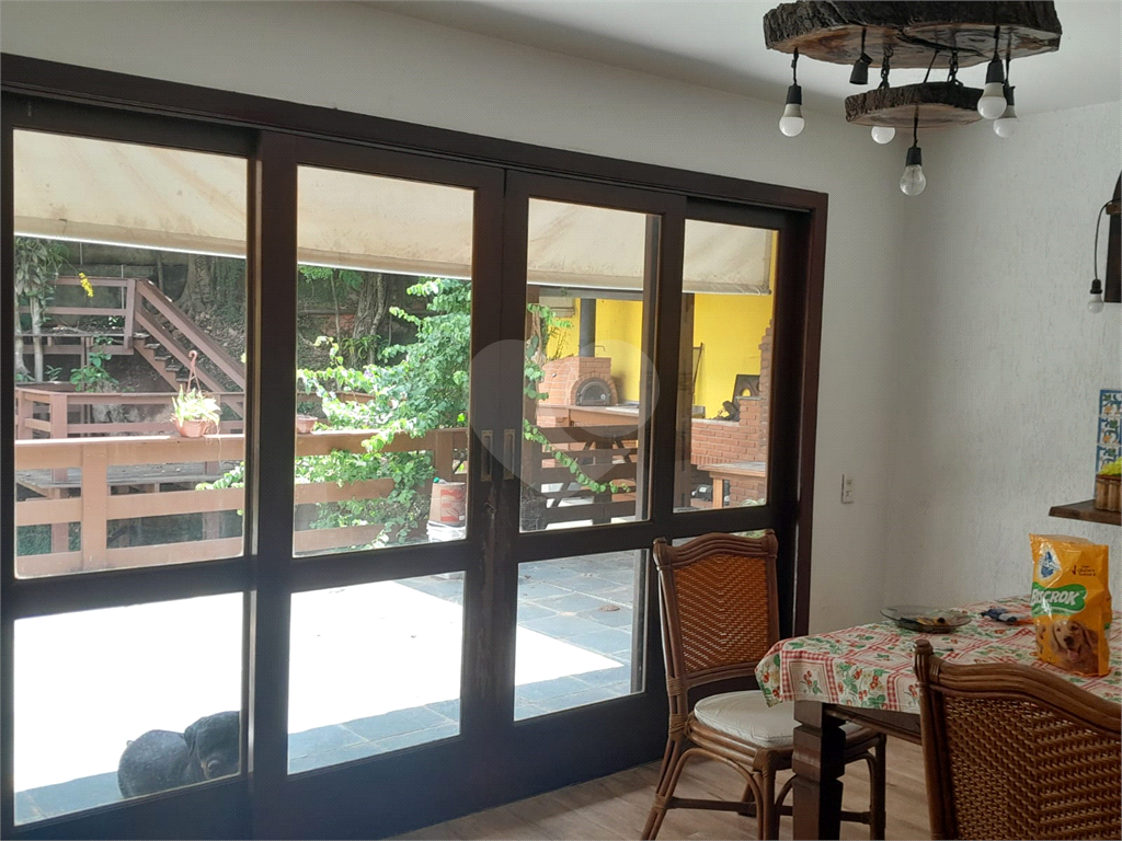 Vendo Casa no Butantã com 450 m2 Área construída e 75 m2 Total
