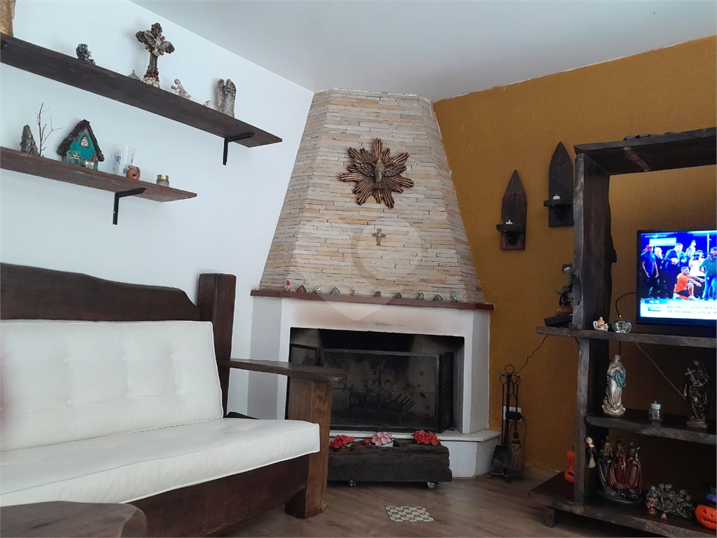 Vendo Casa no Butantã com 450 m2 Área construída e 75 m2 Total
