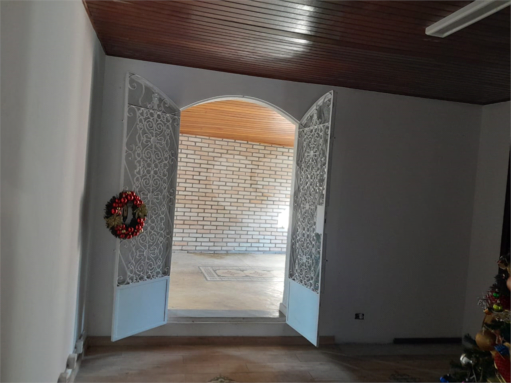 Vendo Casa no Butantã com 450 m2 Área construída e 75 m2 Total
