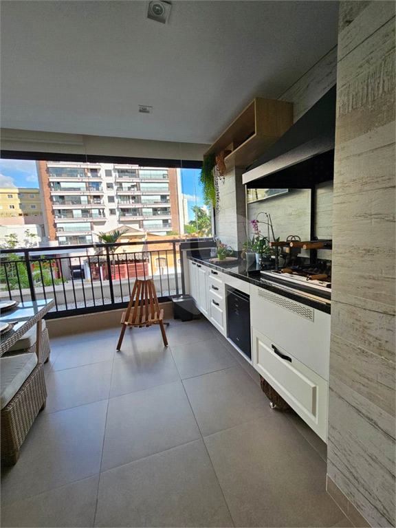 APARTAMENTO em SANTANA