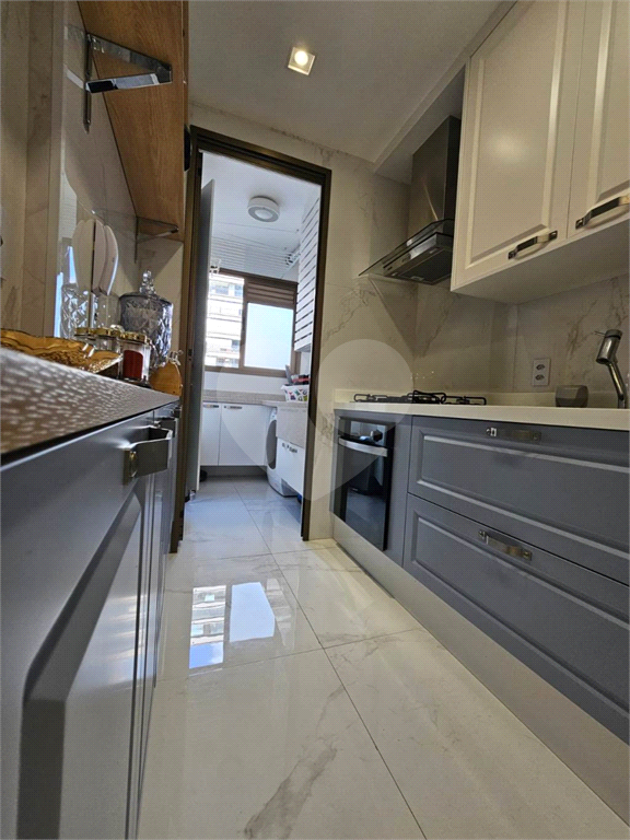 APARTAMENTO em SANTANA