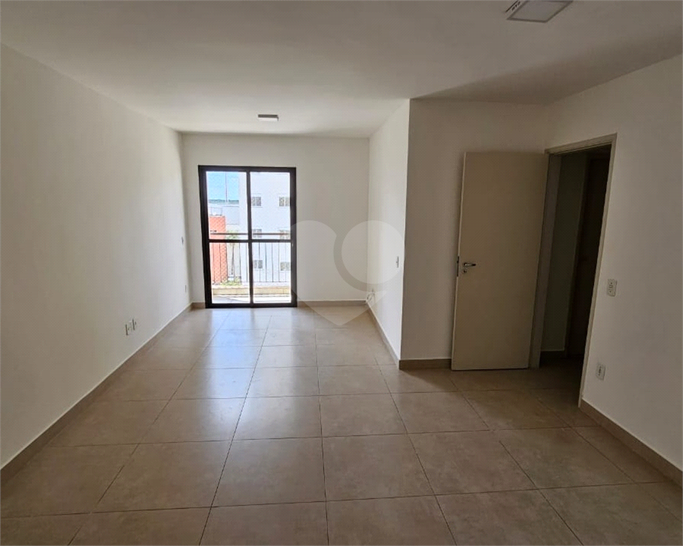 Apartamento à venda com 3 quartos, 83m² - Foto 4