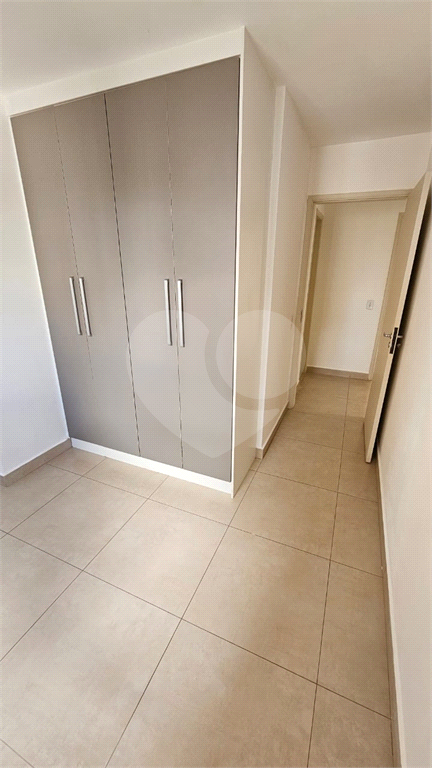 Apartamento à venda com 3 quartos, 83m² - Foto 15