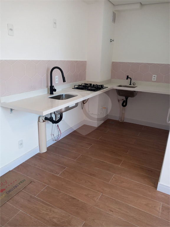 APARTAMENTO em LAPA
