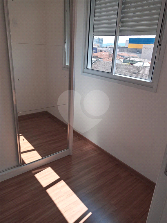 APARTAMENTO em LAPA