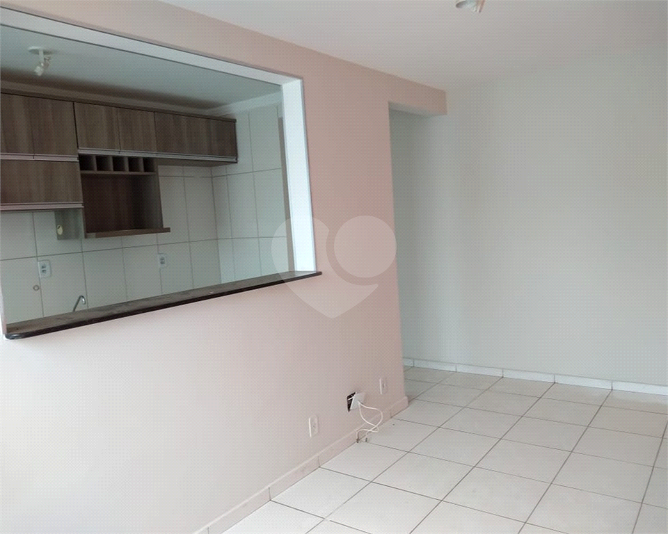 Apartamento à venda com 2 quartos, 46m² - Foto 2