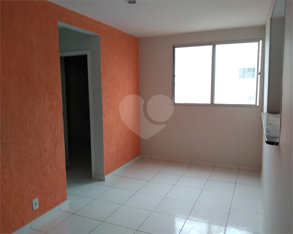 Apartamento à venda com 2 quartos, 46m² - Foto 1