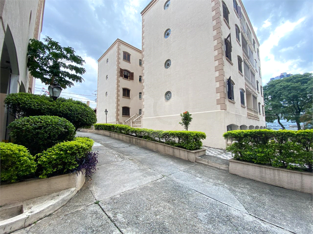 Apartamento 70m2 com 3 dormitórios na Vila Rosália  