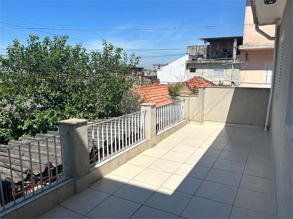 Casa à venda com 2 quartos, 100m² - Foto 4