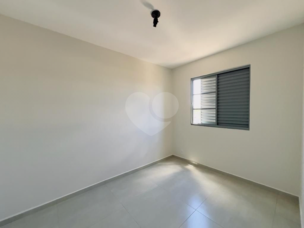 Apartamento à venda com 2 quartos, 49m² - Foto 1