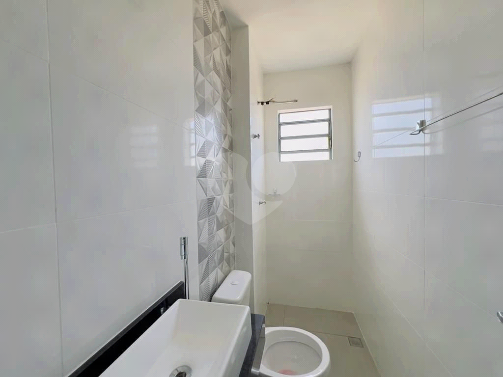 Apartamento à venda com 2 quartos, 49m² - Foto 2