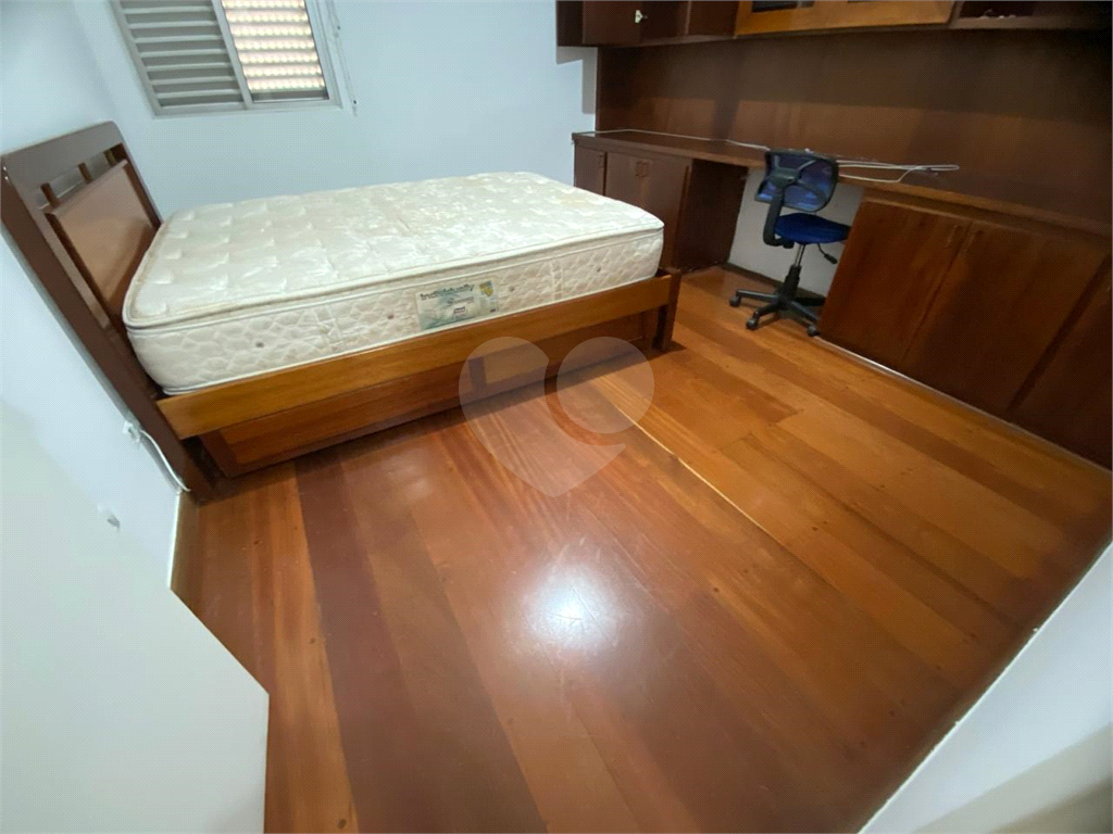 APARTAMENTO em HIGIENÓPOLIS