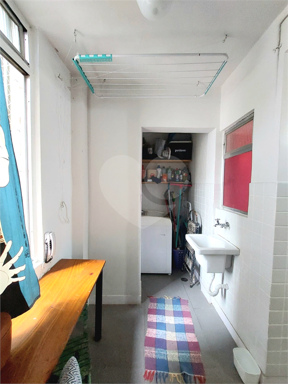 APARTAMENTO em HIGIENÓPOLIS