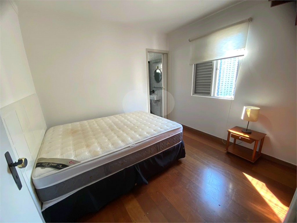 APARTAMENTO em HIGIENÓPOLIS