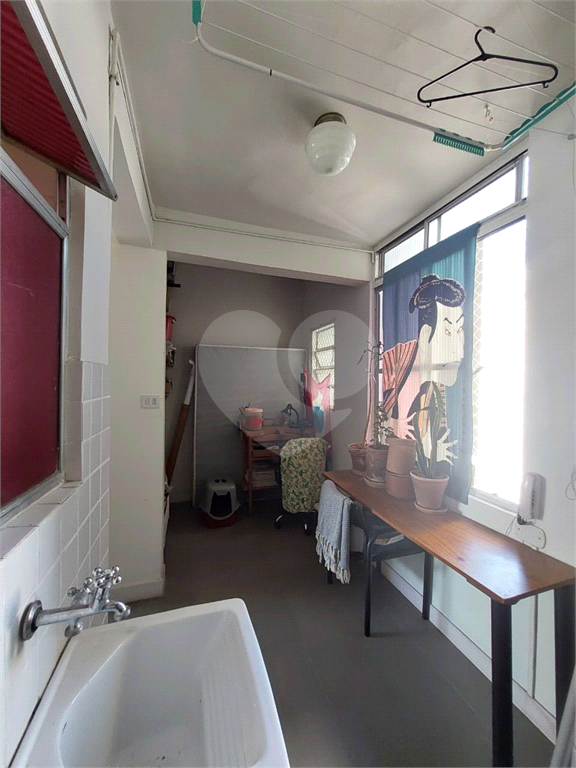 APARTAMENTO em HIGIENÓPOLIS