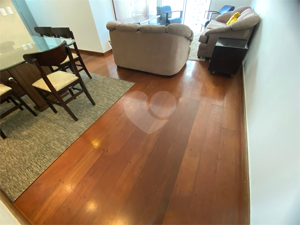 APARTAMENTO em HIGIENÓPOLIS