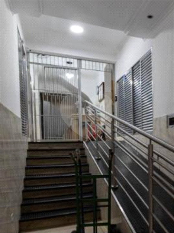 APARTAMENTO em HIGIENÓPOLIS