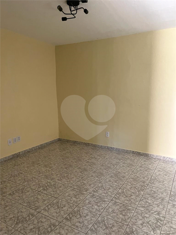 Sobrado amplo com 4 quartos na Vila Marieta ( Penha ) 