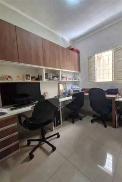 Casa à venda com 3 quartos, 123m² - Foto 11