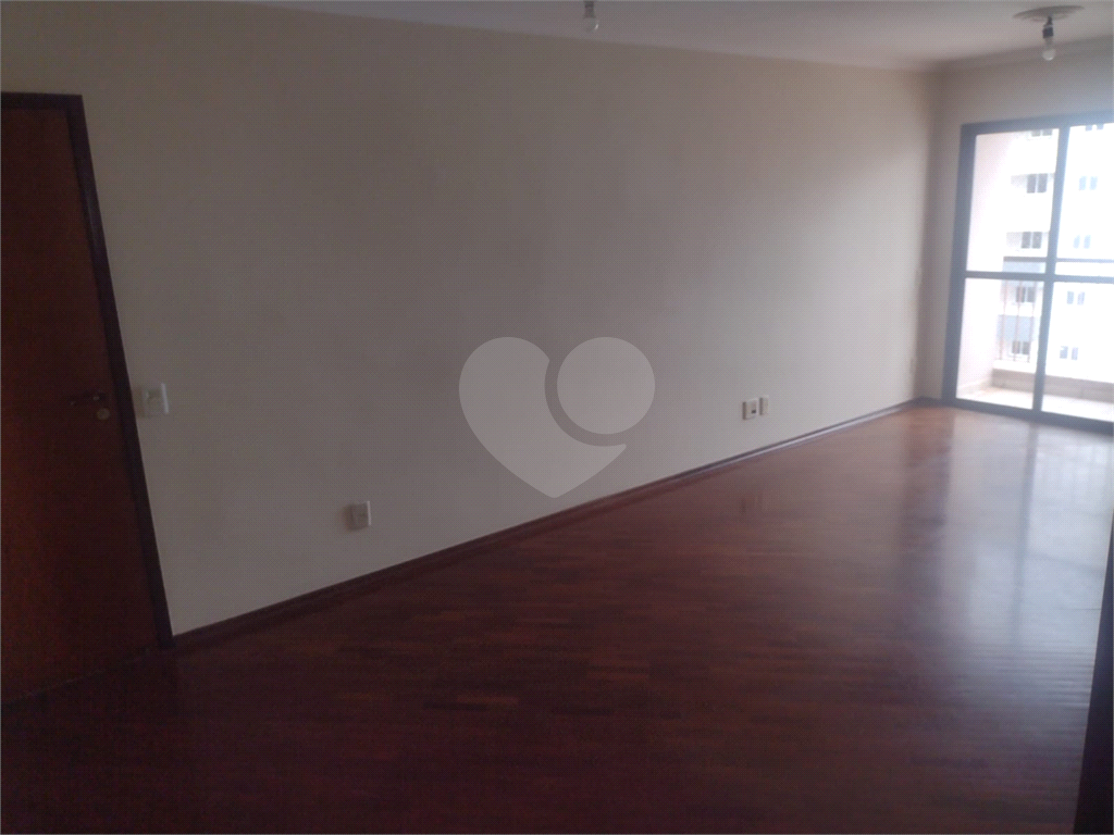 Apartamento à venda com 3 quartos, 83m² - Foto 23