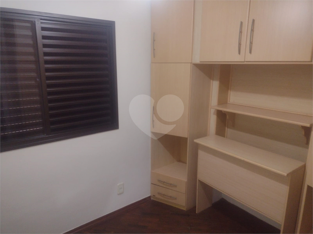 Apartamento à venda com 3 quartos, 83m² - Foto 12