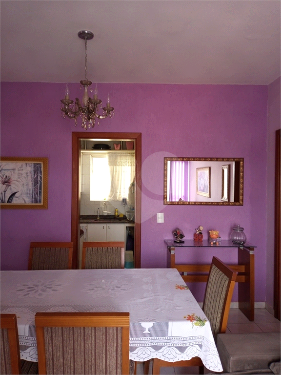 Apartamento à venda com 2 quartos, 78m² - Foto 3