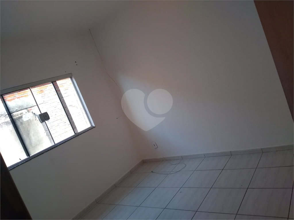 Casa à venda com 1 quarto, 60m² - Foto 25