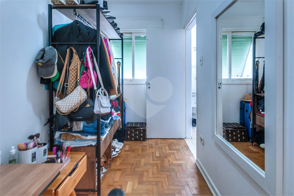 Apartamento á Venda  Bela Vista 