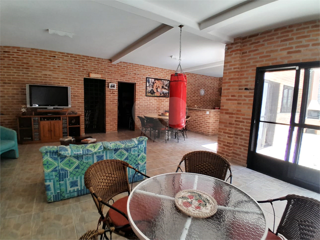 Casa de Condomínio à venda com 3 quartos, 387m² - Foto 32