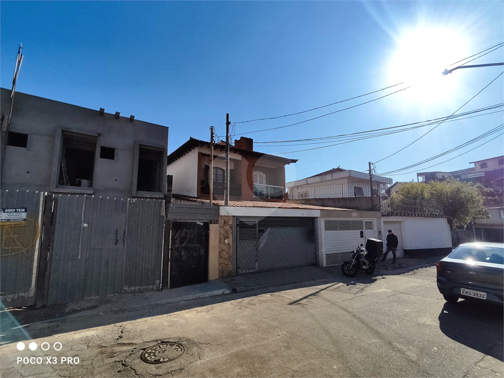 a 2 km do metro parada inglesa casa com 2 dormitorios e 4 vagas