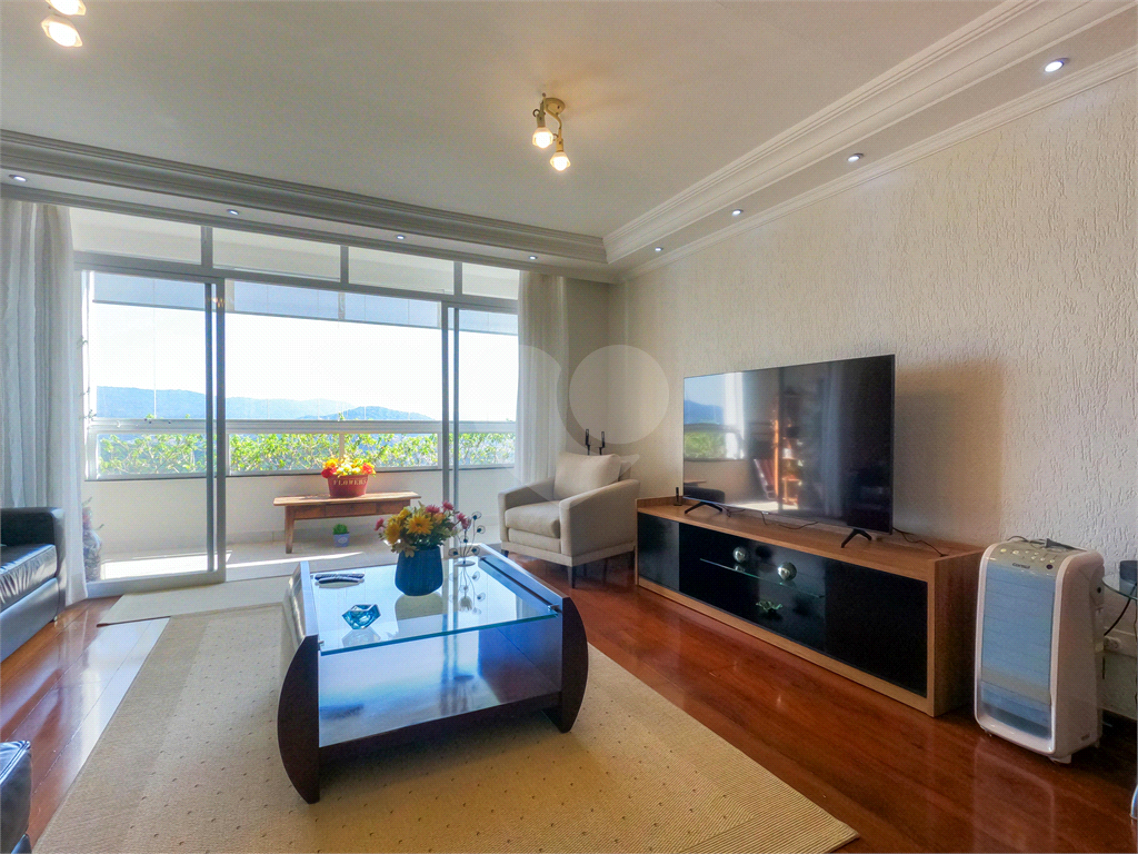 Cobertura a venda 224 m² com 3 quartos 2 vagas vista livre para Serra da Cantareira
