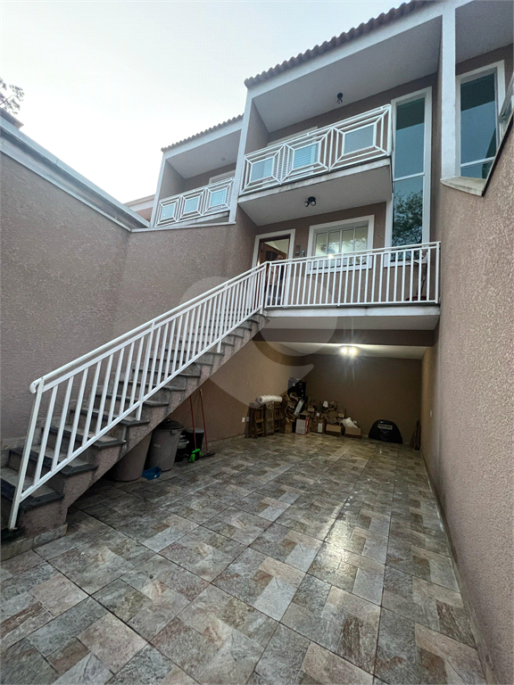 Sobrado 120M², 03 dorms, 01 suíte, 03 vagas de garagem no Jardim Paris 