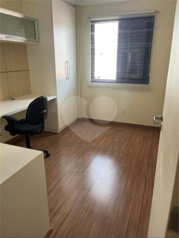 Apartamento à venda com 3 quartos, 90m² - Foto 3