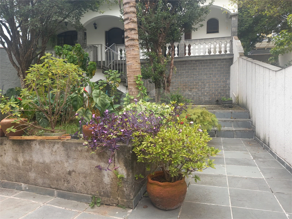 Casa a venda na Aveninda Leoncio de Magalhães