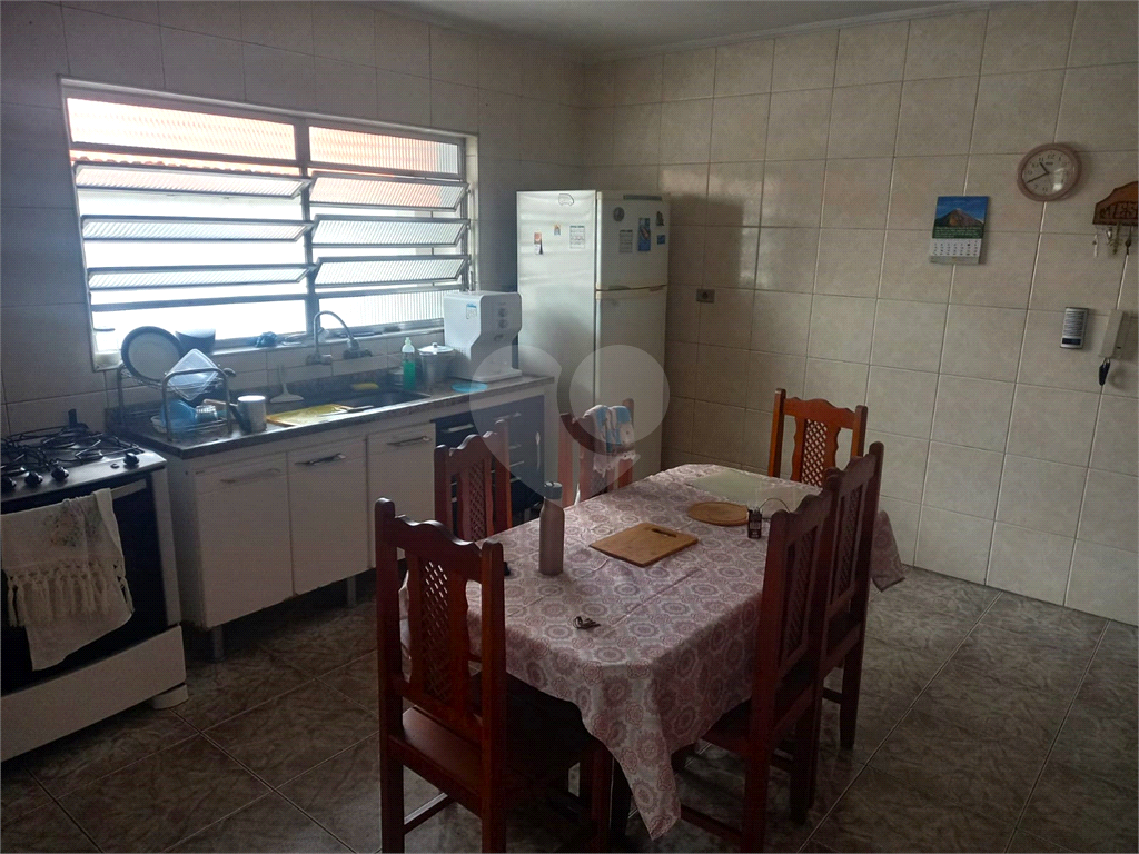 Casa a venda na Aveninda Leoncio de Magalhães