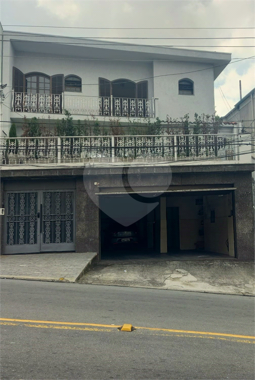 Casa a venda na Aveninda Leoncio de Magalhães