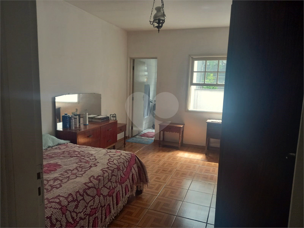 Casa a venda na Aveninda Leoncio de Magalhães