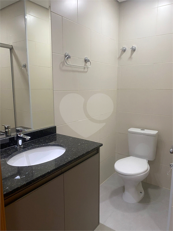 Apartamento para alugar com 2 quartos, 81m² - Foto 24