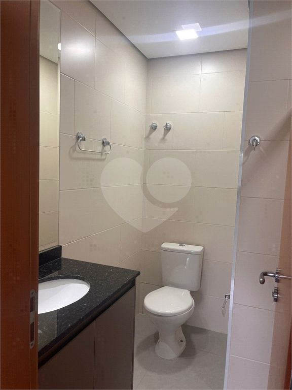 Apartamento para alugar com 2 quartos, 81m² - Foto 17