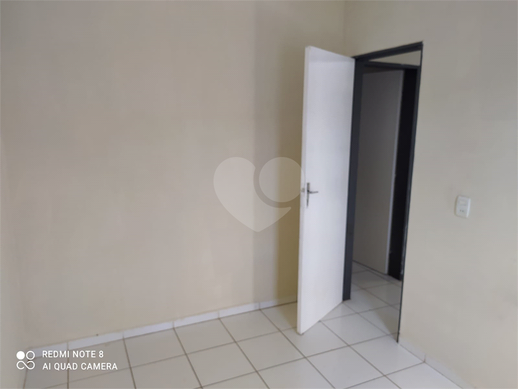 Apartamento à venda com 3 quartos, 65m² - Foto 25