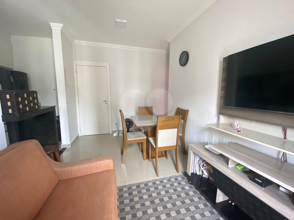 Apartamento à venda com 2 quartos, 48m² - Foto 1