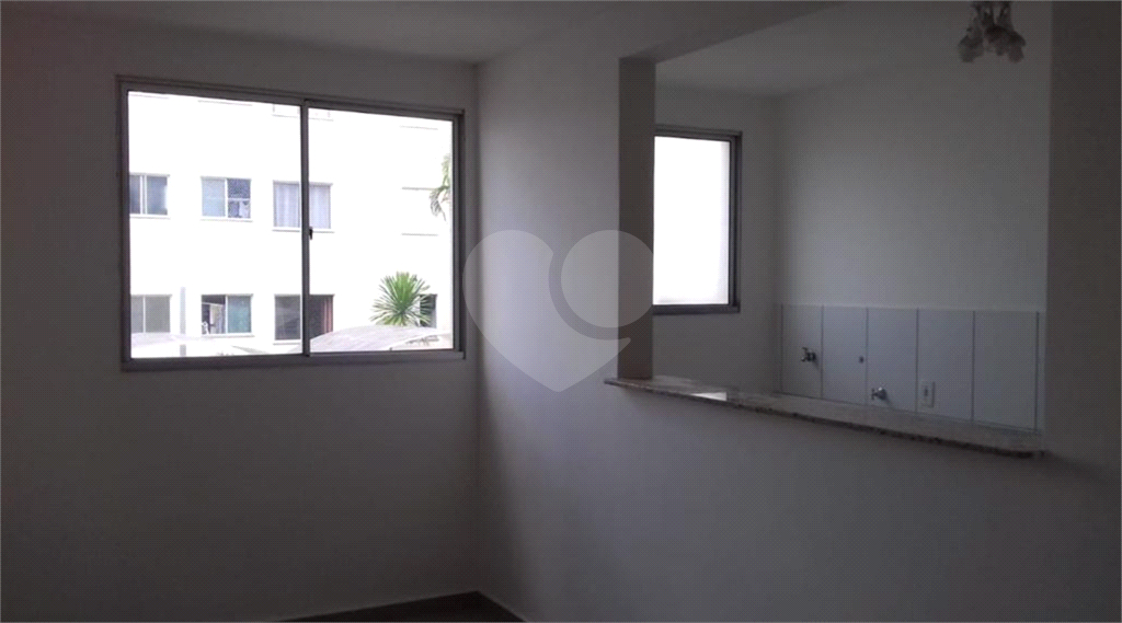 Apartamento à venda com 2 quartos, 40m² - Foto 1